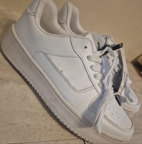 Woman's White Memory Foam Sneakers - Picture 3 of 6